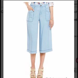 NWT CHELSEA & VIOLET INDIGO TENCEL SOFT CROP JEANS